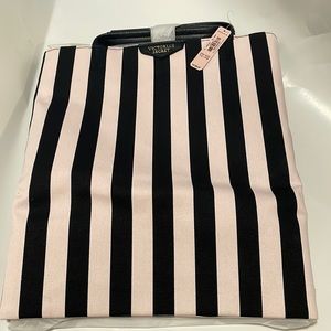 NWT Victoria Secret Weekend Tote Bag One Size